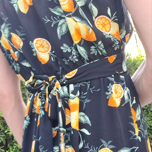 Flowy Floral/Fruit Dress - Picture 6 of 11
